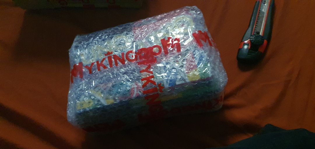 Gói hàng được đóng gói kĩ lưỡng, đẹp. Hàng chất lượng tốt, chính hãng