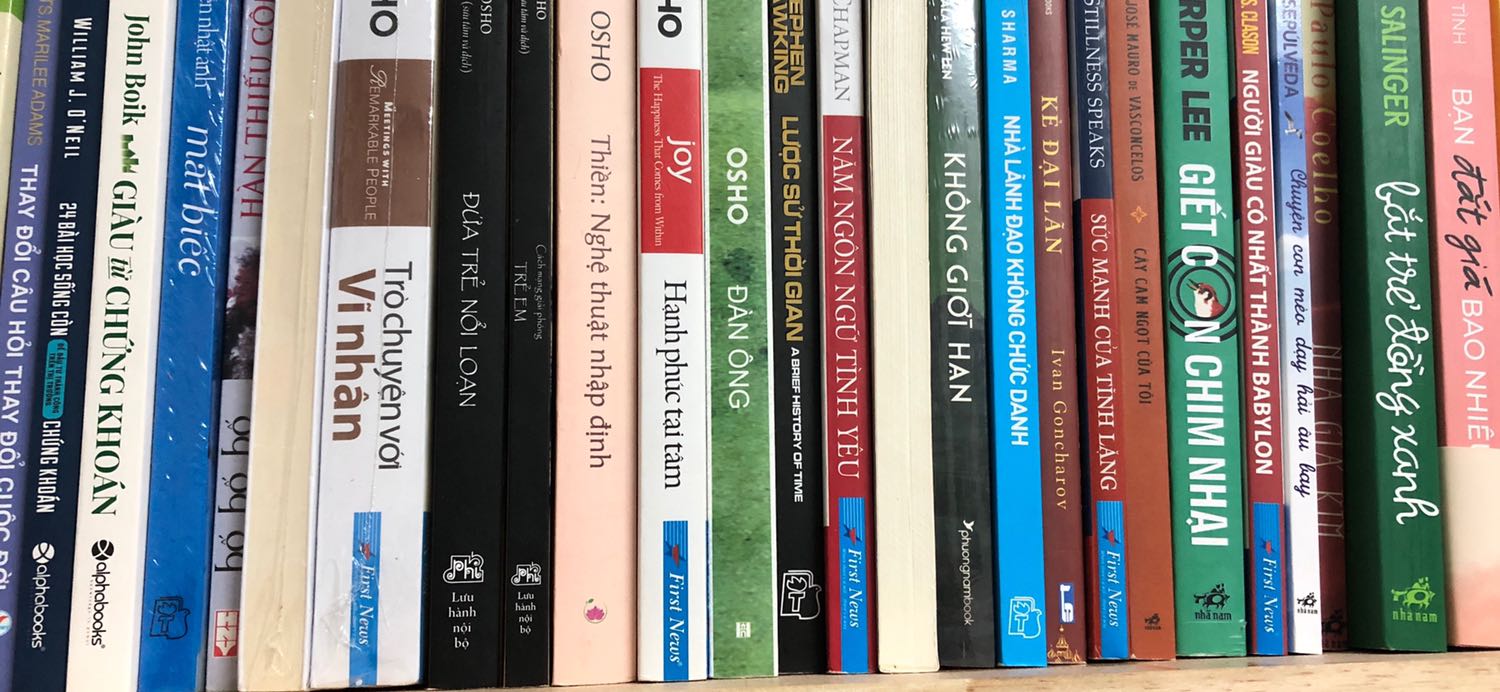 đọc cho bé để tăng lòng hiếu thảo cho con. con rất hào hứng nghe.