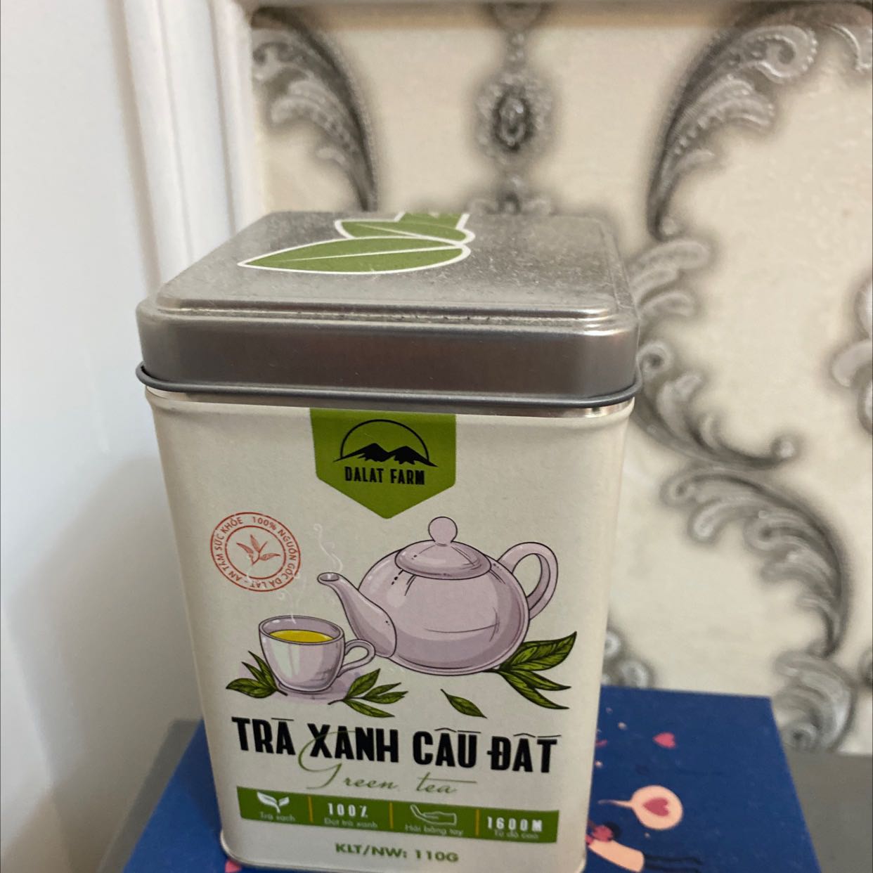 Hơi đắng nhưng mà ngon lắm. Trà thanh, đậm vị trà xanh :> mua tặng cho khách khách khen lắm