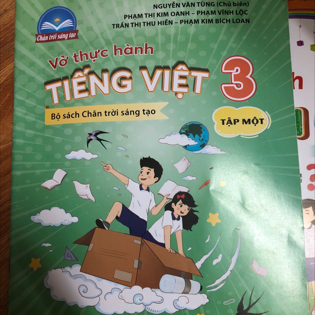 Bộ sách rất hữu ích cho bé ôn tập!