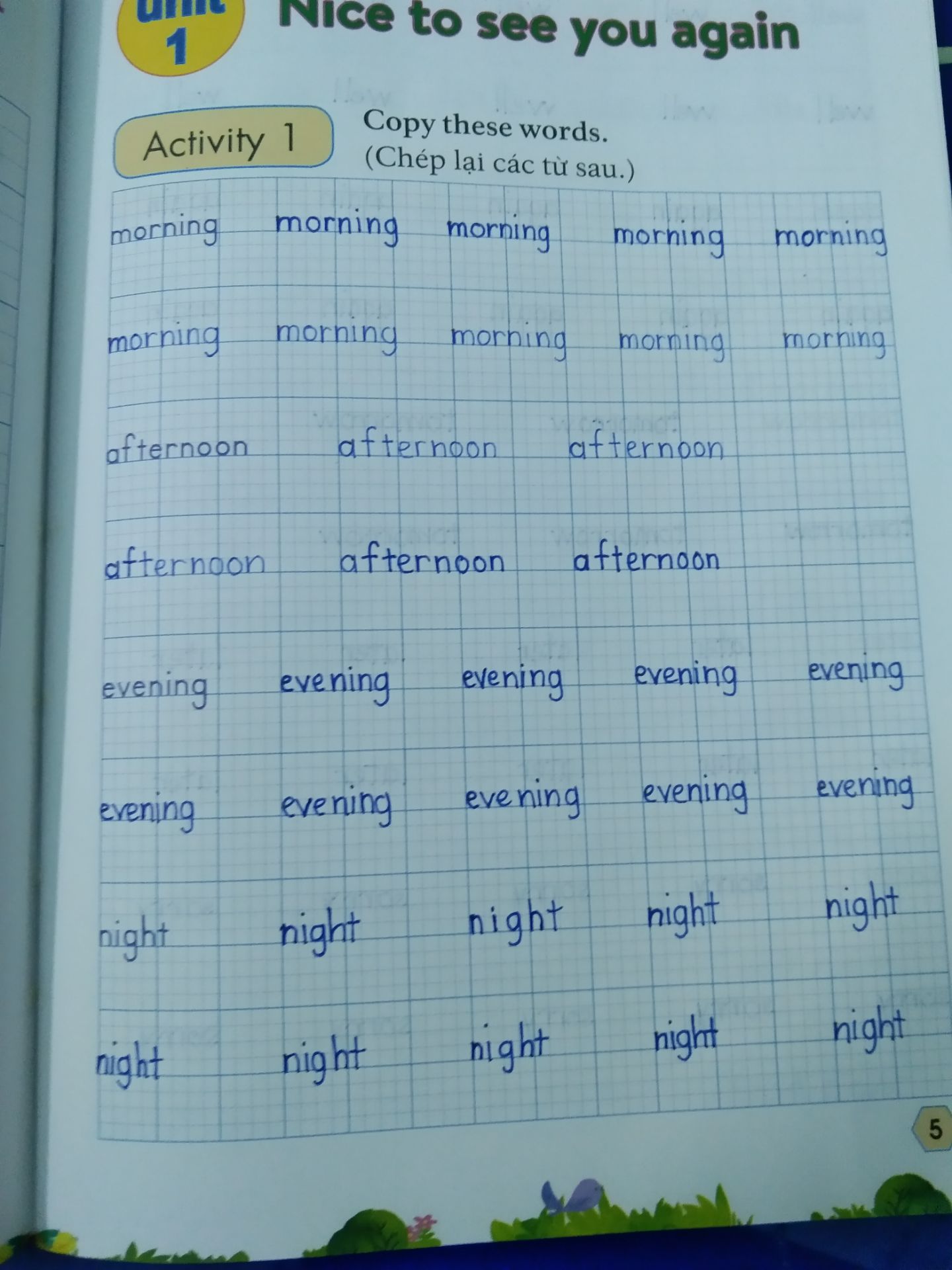 mình mua luyện chữ cho bé, bé tiến bộ hẳn, mà nội dung bám sát sách giáo khoa, gọn gàng dễ hiểu.