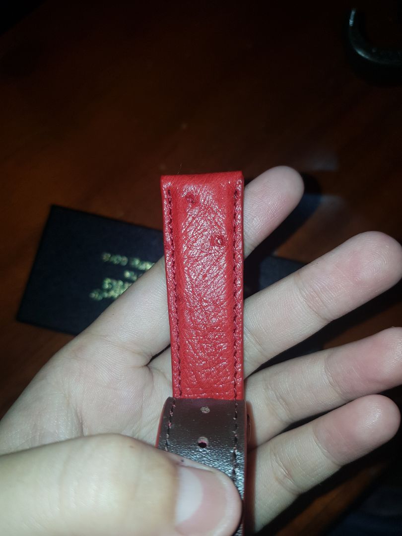 mình đã mua hàng bên bạn này trông rất tệ mình cần lời từ shop nhiều vết bị đốt và nhiều lớp bị keo trong rất kinh khủng keo rất dỏm mình bỏ tiền ra mua mà shop giao mình hàng như vậy thì mình khuyên mọi người đừng nên mua và mình sẽ không bao giờ mua ở shop này thêm 1 lần nào nữa