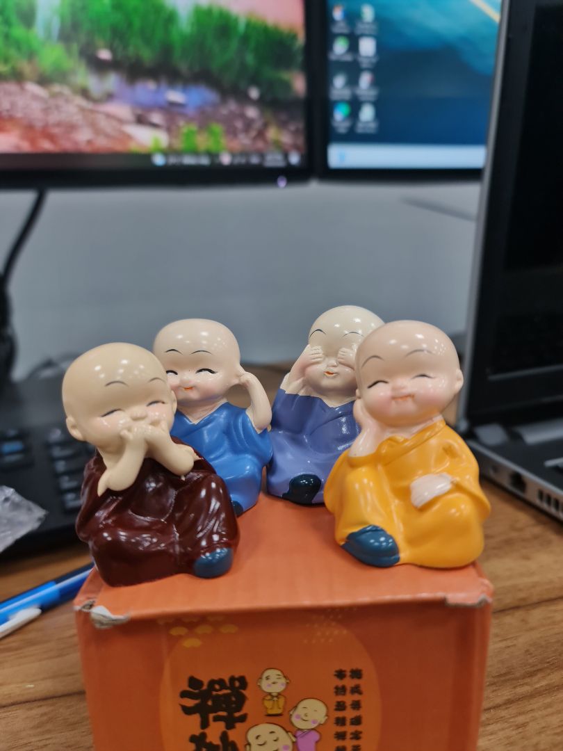 Trang trí bàn cute phết nhé Trang trí bàn cute phết nhé