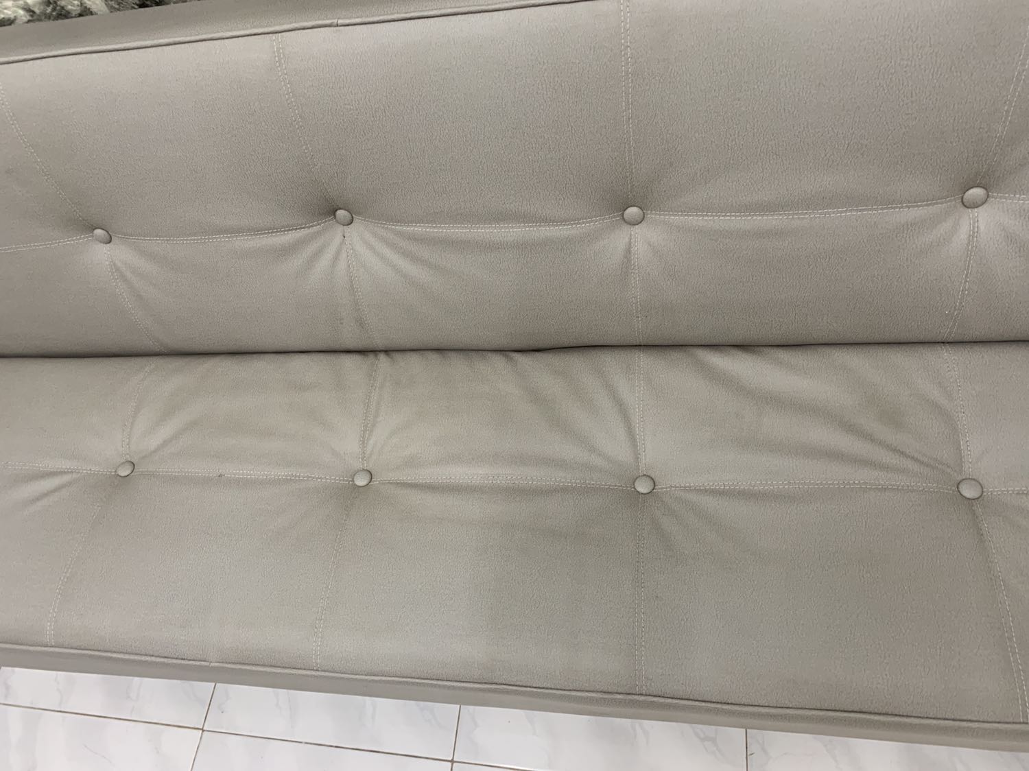 Đặt vải bỗ giao như vải da.. dơ ...chỉ may như mún xúc ra