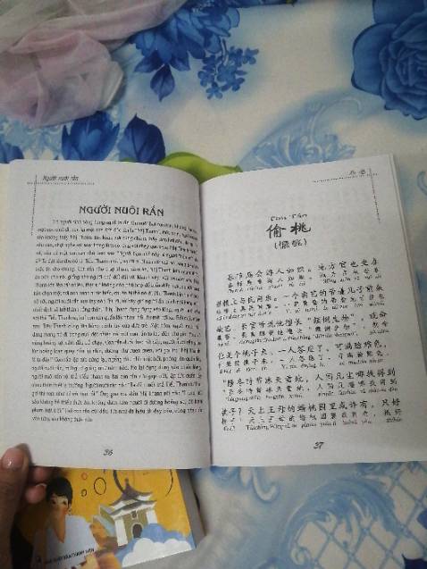 Sách đẹp, sách hay, truyện đính kèm cũng rất hữu ích, có đính kèm CD cho truyện. Rất thích ạ