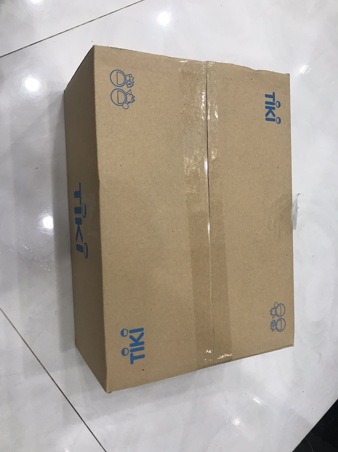 + Shop giao hàng đúng như mô tả.
+ Sản phẩm chắc chắn, đóng gói cẩn thận.
+ Sài rất ok