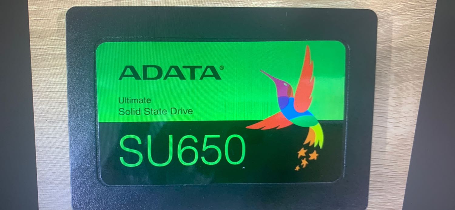 Vừa mua về có 7 ngày dùng không được nữa. Gọi bảo hành đổi ổ mới vậy mà đợi dài cả cỗ vẫn chưa có.