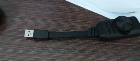 Dùng khá tốt, kết nối đơn giản dễ dàng... Khá thích vì gọn và tiện lợi thích nhất là chia 3 jack cho tai nghe, micro và header fone riêng... Phù hợp nhu cầu. Dùng khá tốt, kết nối đơn giản dễ dàng... Khá thích vì gọn và tiện lợi thích nhất là chia 3 jack cho tai nghe, micro và header fone riêng... Phù hợp nhu cầu.