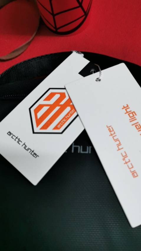 Lần đầu mua hàng chất lượng tốt lắm mn ạ đúng màu đúng kiểu trên hình ,túi khá dày vs e thấy hàng nhanh nhưng do e bận tí việc nên k nhận dc lúc a shipper giao xl a nhìu nha , thank shop có cơ hội e sẽ ủng hộ shop tiếp ạ