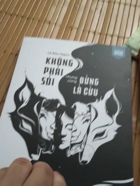 Nội dung rất hay đáng để bỏ tiền ra mua. Sách giao nhanh, hàng đẹp.