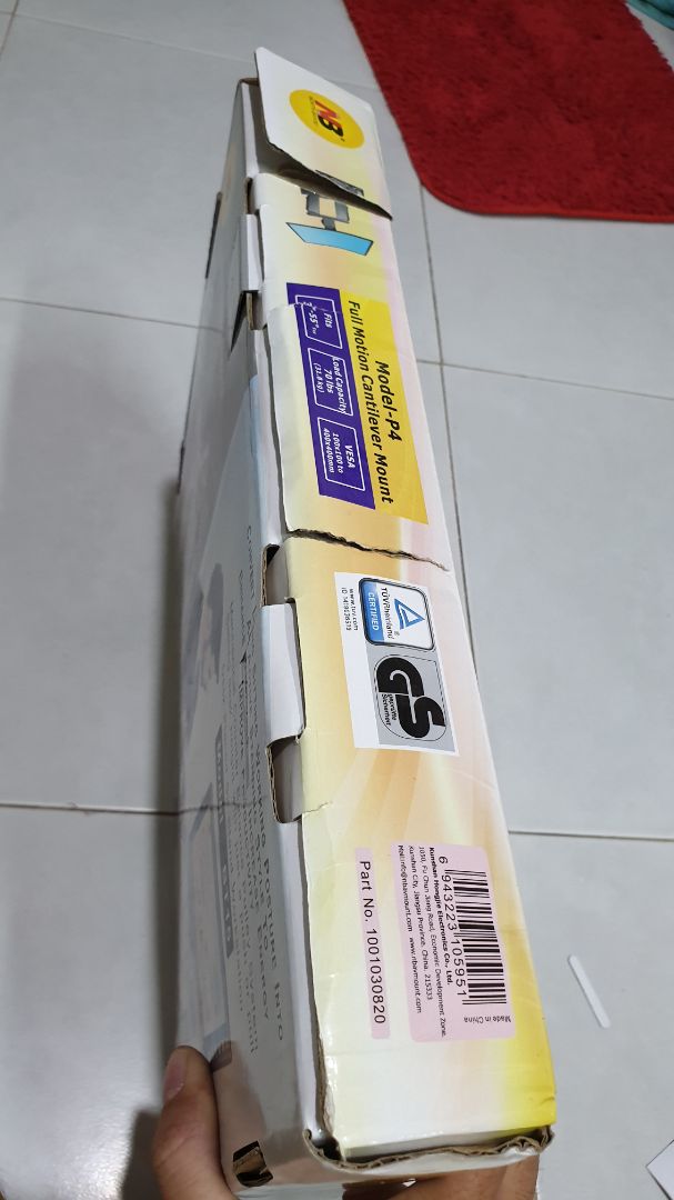 khi tôi nhận được kiện hàng như có dấu hiệu đã tháo mở,hộp rách rưới, kể cả bao phụ kiện cũng đã xé rách,rơi rớt đinh vít ra ngoài(không biết là còn đủ hay ko ?)thật sự ko hài lòng với đơn hàng này của tiki