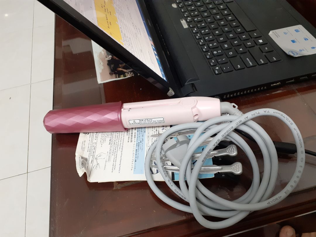 Sản phẩm đẹp, tính năng hoạt động tốt. Sản phẩm có xuất xứ Thái Lan, không phải Nhật như giới thiệu.