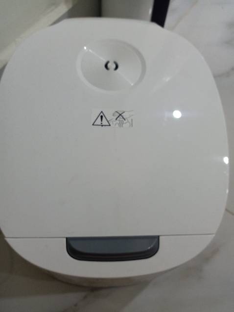 Nồi cơm điện kiểu dáng mình rất thích. Có nhiều chức năng, cơ mà mình ít ăn cơm, toàn nấu món luộc thì bỏ chế độ nấu nhanh cũng khỏe ạ. Còn nấu gạo lứt thì mình thấy hạt cơm rất rất ngon ạ🥰🥰🥰