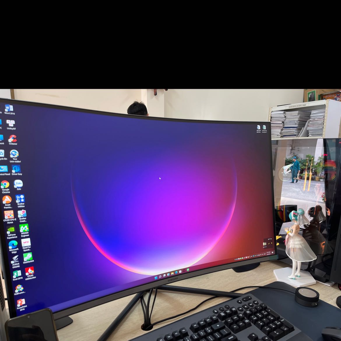 Bao da chính hãng, xài ok, nếu có bàn phím nữa thì ngon, nhưng loại có bàn phím hơi mắc!