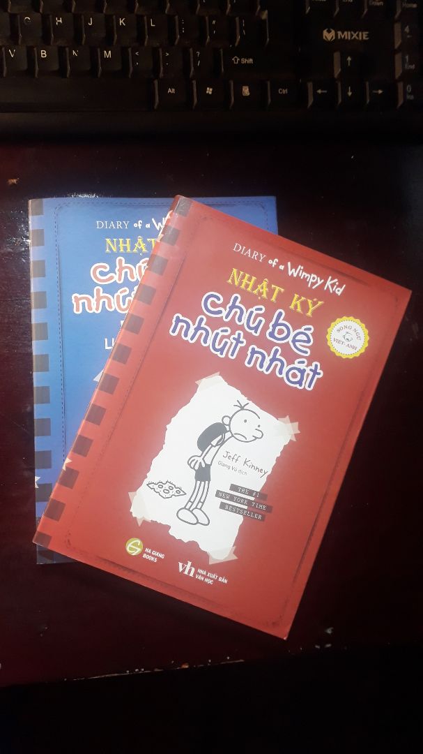 sách đẹp, bọc cẩn thận, rất hài lòng với dịch vụ của cửa hàng