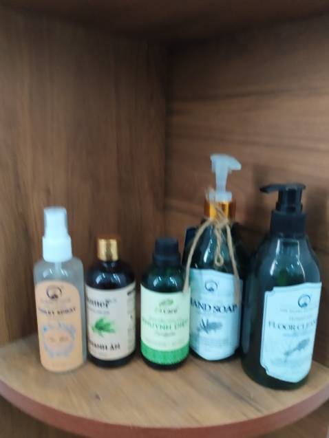 Mua lần 3 rồi nhé, đổi mùi khác mùi lần trước xem sao. Công nhận Shop bán hàng có tâm, uy tín, mùi nào cũng thơm . Nghiện Shop này rồi