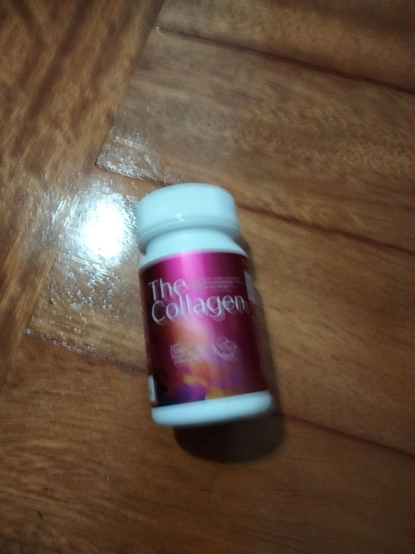 mình đã nhận được hàng của shop rồi sản phẩm này mình đã dùng rất tốt để có tác dụng nhanh thì cần phải kết hợp với vitamin e