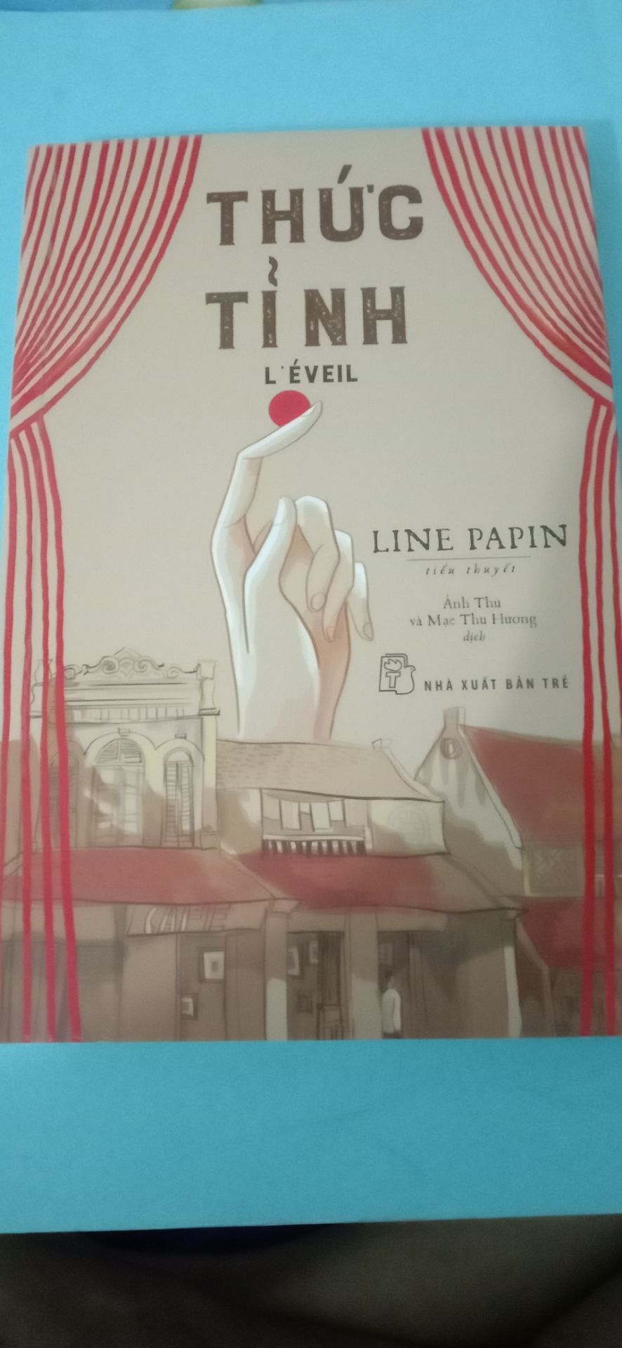 Đóng hàng rất cẩn thận. Nội dung chưa đọc nên chưa thể rv 😊, nhưng nhìn hình thức thì rất tuyệt 💕💕💕