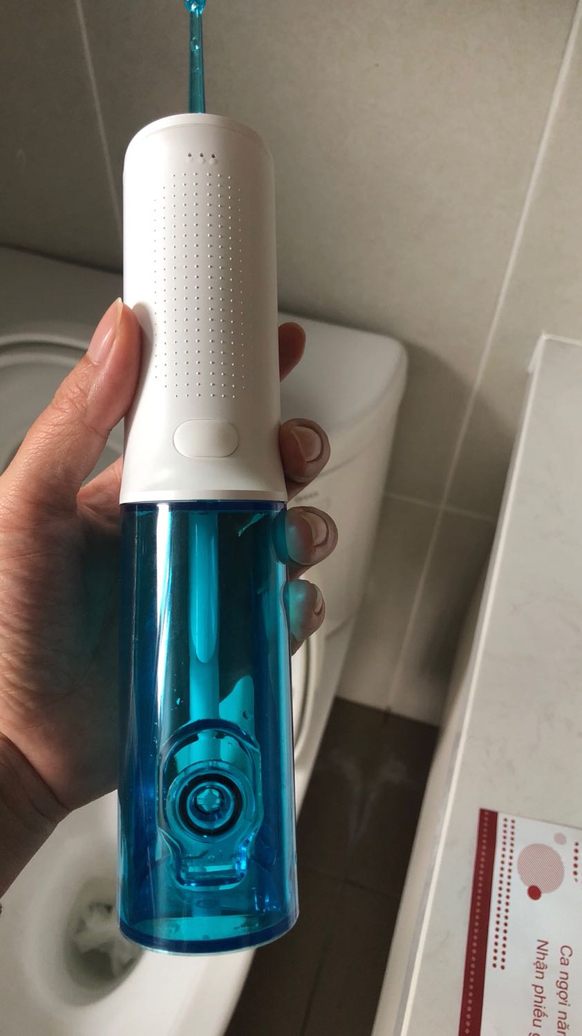 Mỗi nhà nên có 1c thay thế tăm tre truyền thống, dùng sạch và dễ chịu hơn cả chỉ nha khoa. Lưu ý với ai bị yếu lợi và tụt lợi thì sẽ ko hợp nhé
Nhà mình xài nhiều sp Xaomi và rất hài lòng. Packing đẹp, chất lượng ổn Mỗi nhà nên có 1c thay thế tăm tre truyền thống, dùng sạch và dễ chịu hơn cả chỉ nha khoa. Lưu ý với ai bị yếu lợi và tụt lợi thì sẽ ko hợp nhé
Nhà mình xài nhiều sp Xaomi và rất hài lòng. Packing đẹp, chất lượng ổn