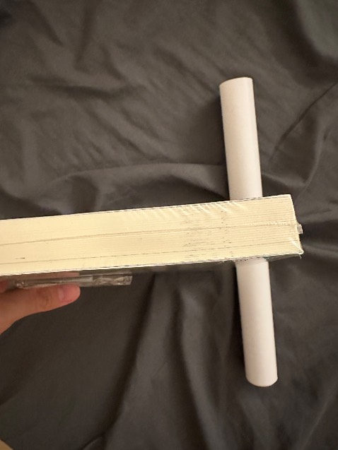 Giao nhanh. Sách còn y nguyên, không bị quăn hay móp méo. Nội dung thì mọi người có thể tìm trên mạng. Đây là tập 2, còn tập 3 nữa

Mình thấy bản trên web lâu rồi nhưng may là chưa đọc vì mình thích cầm sách đọc hơn và cũng muốn ủng hộ tác giả.

Bản đặc biệt tặng kèm standee và tranh (sách bản đặc biệt không phải là bìa cứng)