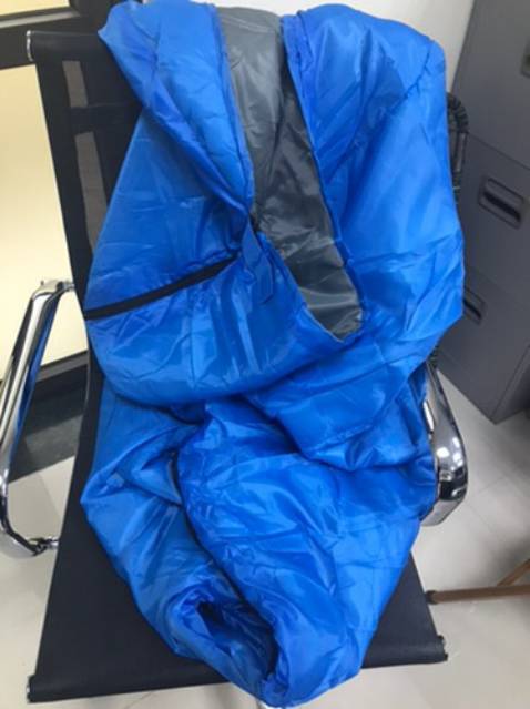 Sp y hình nha mấy bác. Thời tiết chỗ em đang lạnh nên tậu được cái thích lắm. Ấm, mềm mại, k có chỉ thừa. Hàng chính hãng có khác thật. Mình sẽ rủ mấy đồng nghiệp mua ủng hộ shop