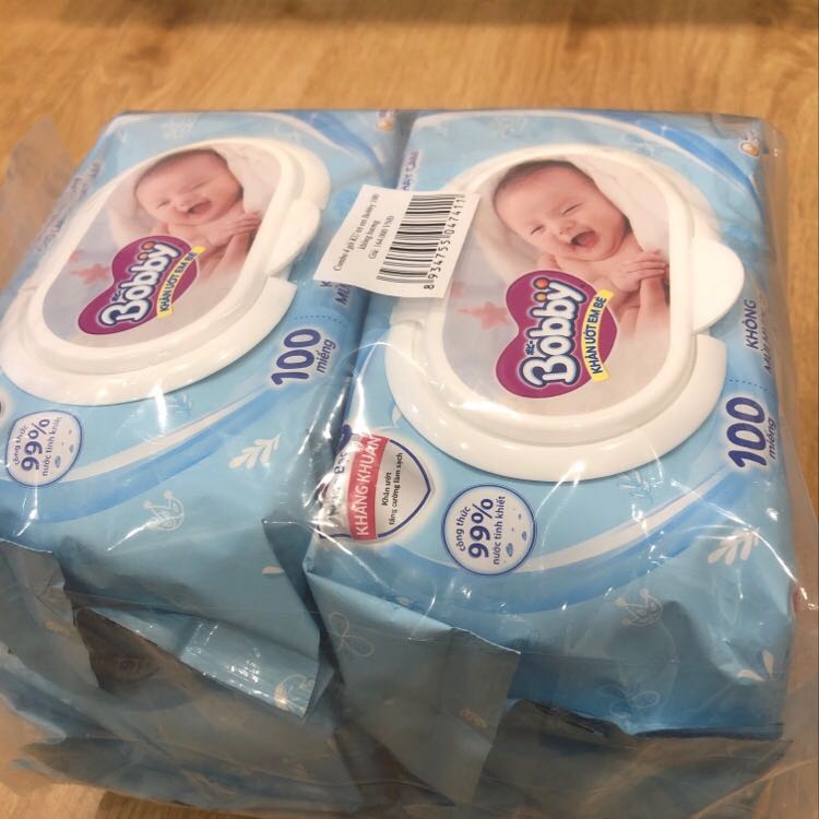 Sản phẩm tốt, nhưng trừ 1 điểm do đóng gói đồ không cẩn thận. Khi mình nhận hàng đã bị bung hộp như hình. Mình sẽ hài lòng hơn nếu nhà bán hàng đóng gói hàng cẩn thận hơn.