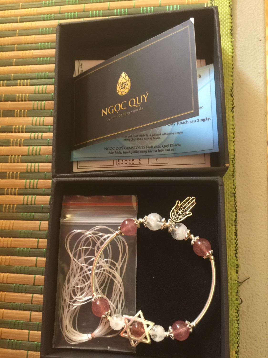 Sản phẩm cực kì dễ thương, thiết kế tinh tế, có phiếu bảo hành kèm theo ln, đáng mua