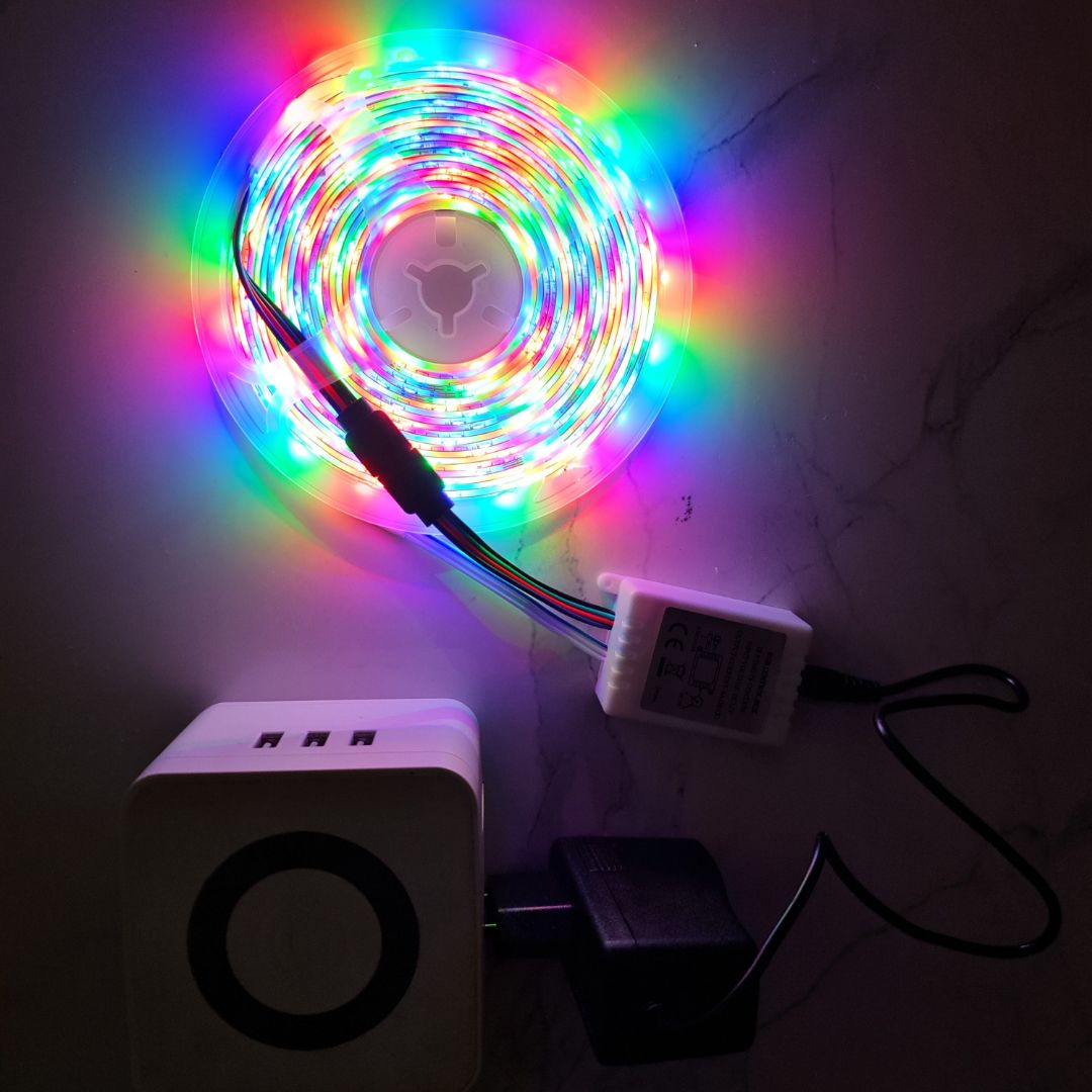 Mình mua loại Led thường mà cũng siêu đẹp, siêu xịn xò. Ủng hộ shop nhiều. Lần sau sẽ ủng hộ shop loại Led đẹp 5050 để có màu trắng và nhiều màu hơn.