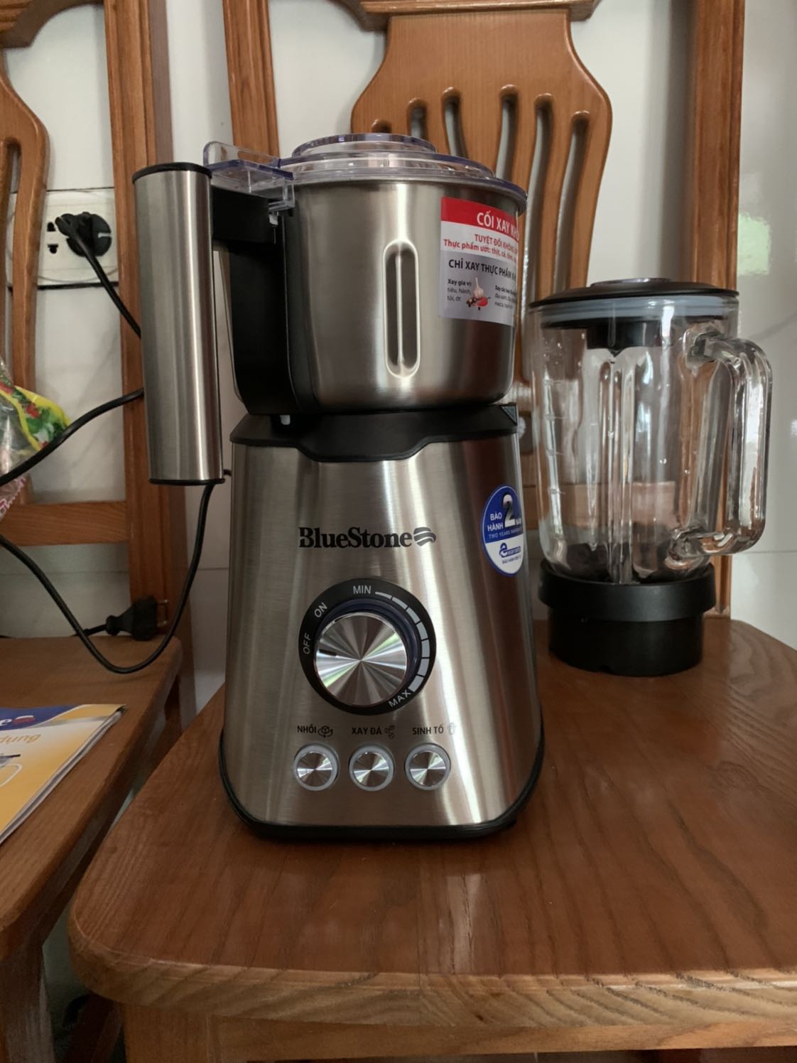 Theo mình biết là Tiki có kiểm tra hàng trước khi giao cho khách mà? 
Sao máy mình nhận được hộp được mở rồi mà lại là máy hỏng? 
Đã yêu cầu đổi trả mà hơn 10 ngày không thấy Tiki thu hồi???