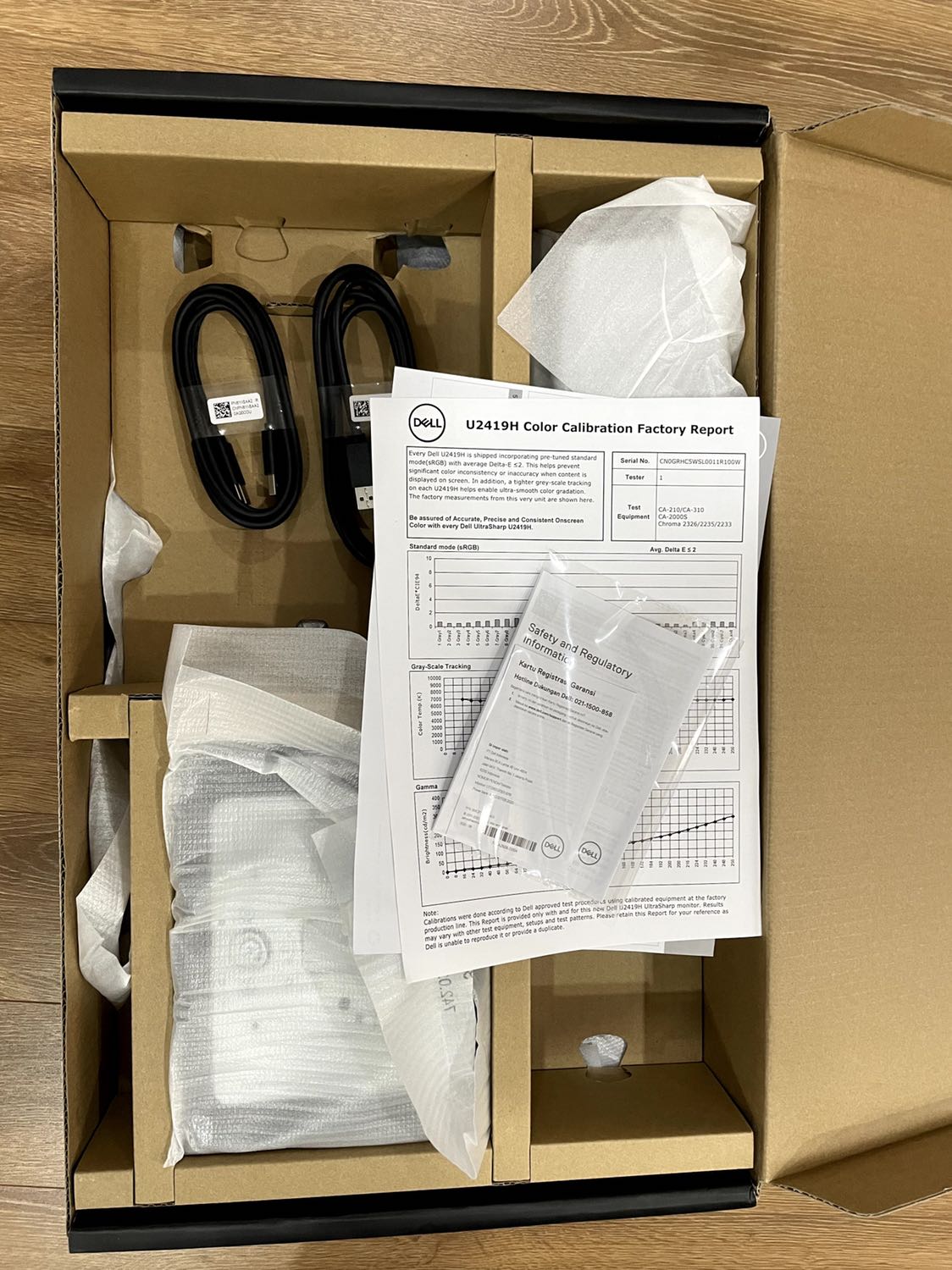 Luôn tin tưởng hàng của tiki traning, đóng gói cẩn thận, hàng chính hãng 100% bảo hành điện tử đầy đủ, chất lượng tốt, màn ko bị hở sáng quá nhiều ở mức chấp nhận đc, đây là lỗi chung của màn IPS rồi, vote 5 sao