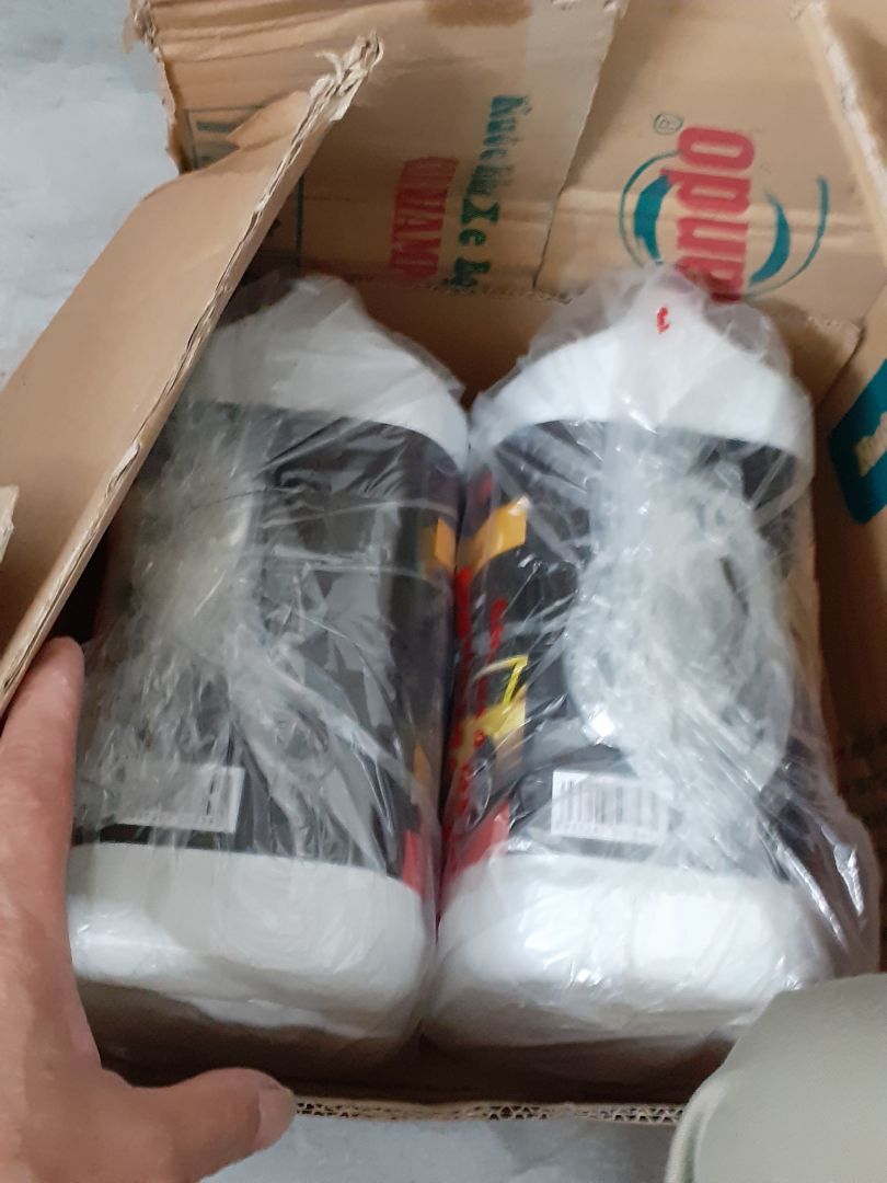 tôi mua cơm bo 2 sản phẩm là 4 cân tại sao giao có hai can là sao yêu cầu hỗ trợ