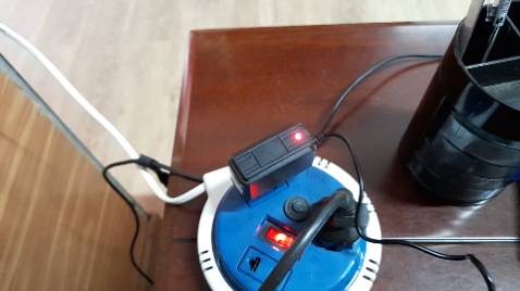 Rạng Đông là Công ty trực thuộc chính phủ được ra đời từ năm 1961, có thể nói, đây là một trong những cây đa cây đề, một trong những công ty ra đời đầu tiên tại Việt Nam.
Đèn dùng ok, mình thấy ổn.