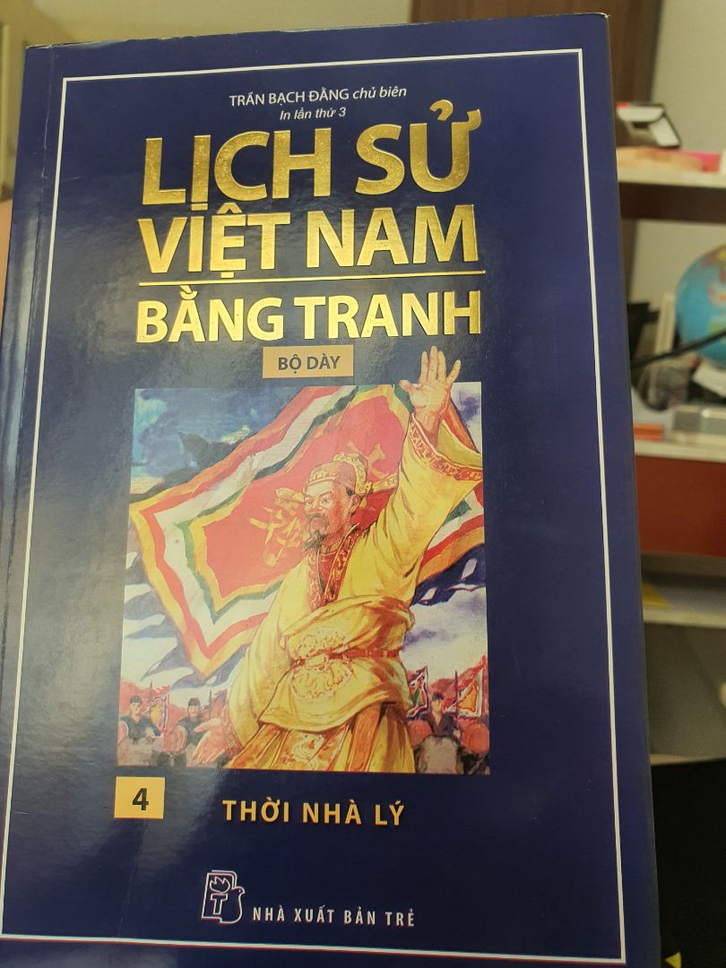 Bộ truyện hay, con mình rất thích. Giao hàng nhanh, gói quà cũng rất đẹp nữa. Điểm trừ nhỏ xíu duy nhất là giấy của sách chưa hoàn hảo lắm, mà nếu giấy trắng mịn hơn thì chắc giá cũng sẽ khác.