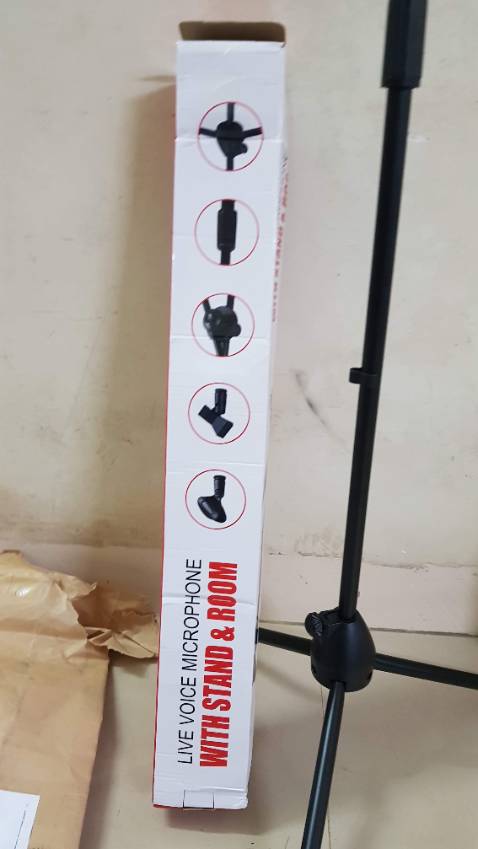 Không hề giống mẫu chân Newnabie NB-200 đã mua trước đây, khác từ vỏ cho đến hàng. Đang cần gấp và xét thấy cũng không quá tệ nên vẫn nhận hàng