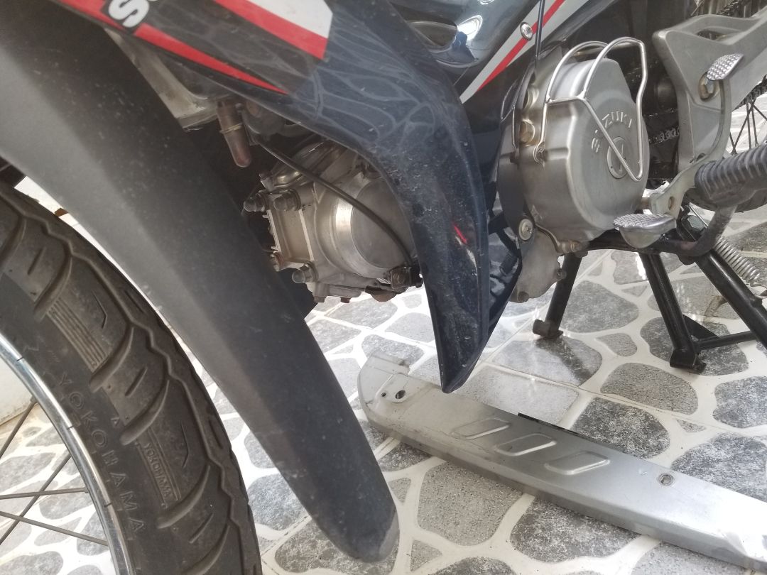 đặt 1 chai được shop tặng thêm chai rửa kính, tiki giao hàng nhanh.♡♡♡