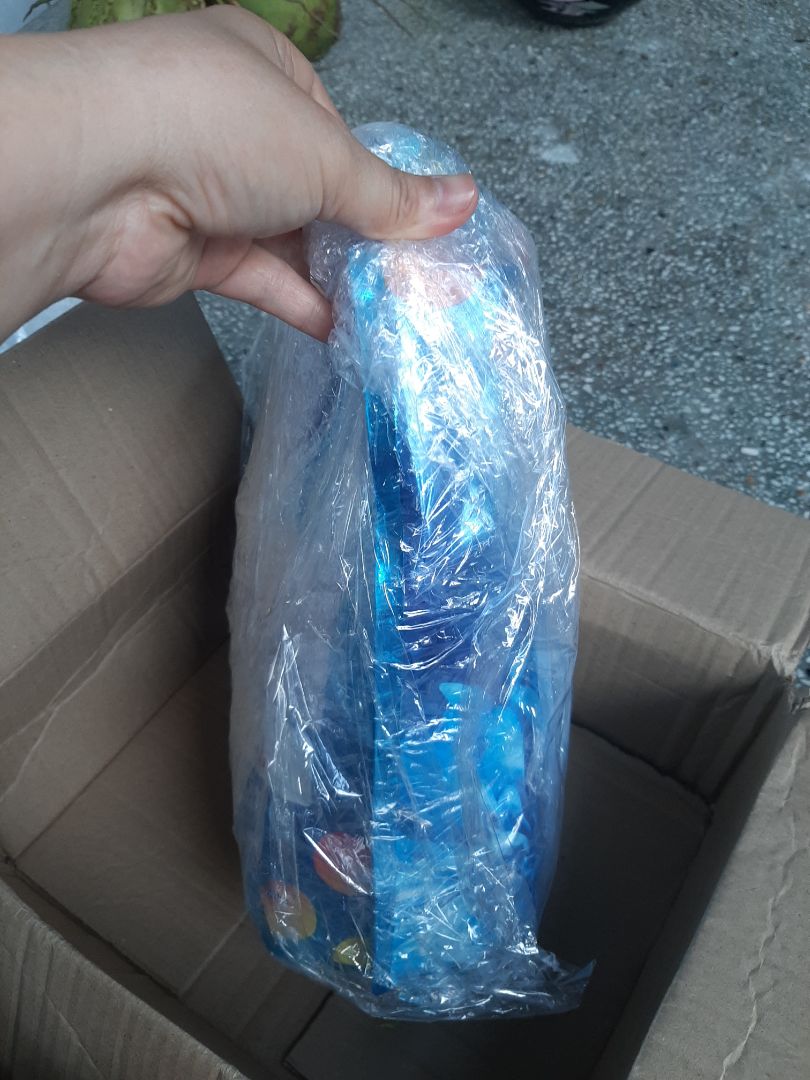 Đóng gói rất cẩn thận, giao hàng nhanh chóng. Điểm trừ là không gửi khăn km theo thông tin đã đăng