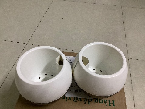 Nhựa cứng cáp, hàng đẹp, đóng gói kĩ không vỡ. Hộp đựng hàng rất ưng.