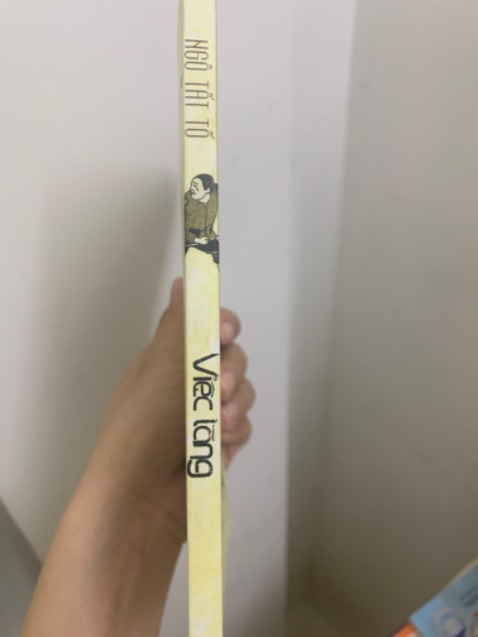 lần đầu mua hàng trên tiki..đặt thứ 2 tới thứ6 mới nhận đc hàng..