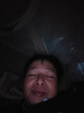 sản phẩm dùng tốt . Tuy nhiên khâu kiểm hàng chưa tốt . Mình đặt 5 hộp nhưng 1 hộp chỉ có vỏ ko có ruôt .hơi buồn sản phẩm dùng tốt . Tuy nhiên khâu kiểm hàng chưa tốt . Mình đặt 5 hộp nhưng 1 hộp chỉ có vỏ ko có ruôt .hơi buồn