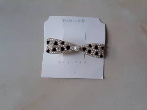 kẹp tóc nasi xinh xỉu, chất liệu cao cấp bền đẹp. Shop có nhiều mẫu xinh cực xinh. Lần sau sẽ mua tiếp. Giá cả phải chăng, rẻ hơn mua ngoài chợ nhiều. Shop giao hàng nhanh, phục vụ tốt