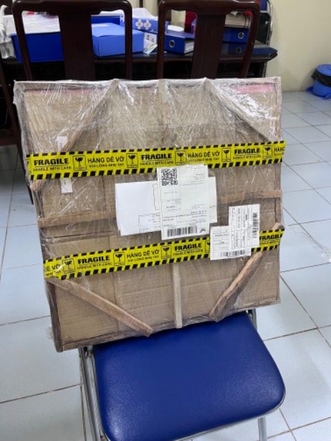 Giao hàng rất nhanh, đóng gói siêu cẩn thận. Tranh đẹp như kỳ vọng.