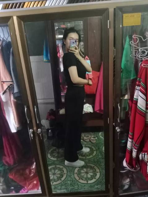 Quần mặc đẹp lắm rất vừa vặn, bạn tư vấn rất có tâm, 10đ chất lượng