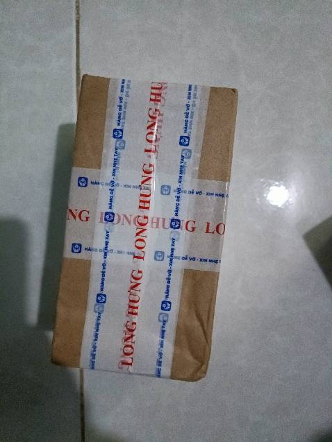 k tặng kèm pin. méo thử đc. tốn tiền mua thêm pin mới *** đc