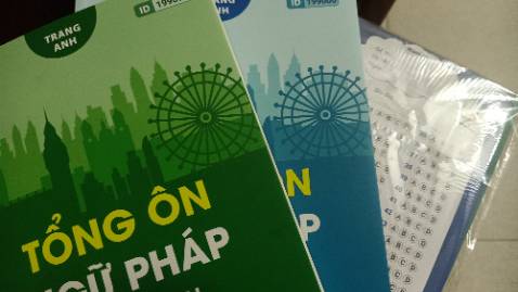 Sách to dày, chất lượng in tốt