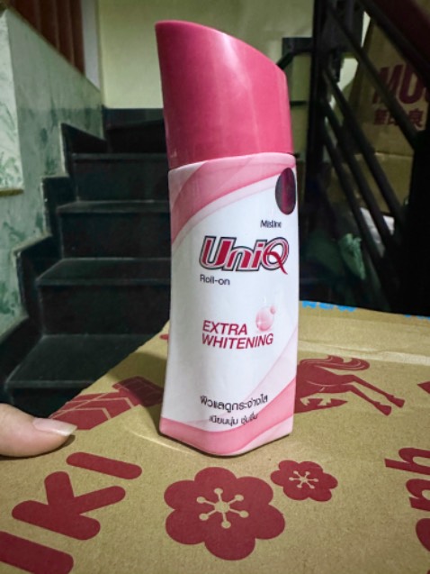 Thích vì sand phẩm không có mùi
Nhưng lại ngăn mùi cơ thể đens 24h 
10 điểmmmmmm
Sản phẩm có tem chính hãng, yên tâm