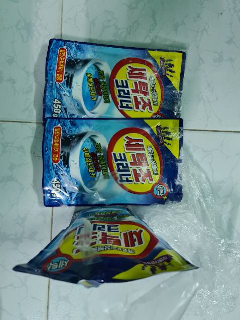 MONG TIKI XOÁ GIAN HÀNG NÀY! KINH DOANH *** THẾ NÀY LÀM MẤT UY TÍN TIKI HẾT!!! LÚC NHẬN HÀNG ĐỒNG KIỂM VỚI SHIPPER MỞ HỘP KIỂM TRA ĐỦ SỐ LƯỢNG HÀNG THÌ NHẬN. SAU ĐÓ MỞ TÚI NILON RA THẤY 3 GÓI VỆ SINH LỒNG MÁY GIẶT ĐỀU BỊ RÁCH VÀ NHÀ BÁN CÓ TÂM LẤY KEO DÁN LẠI RỒI MANG ĐI BÁN!!!