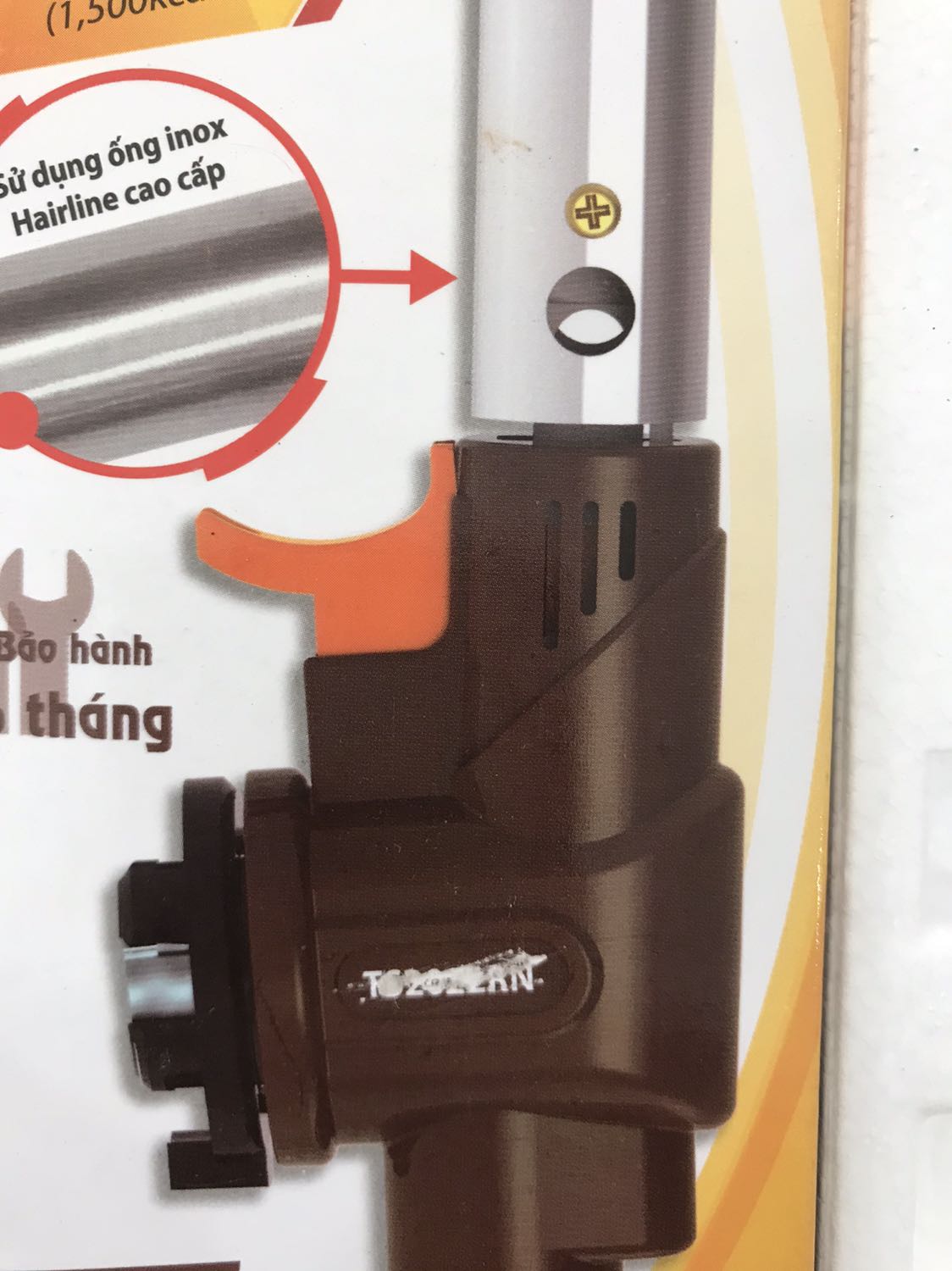 *** đảo, cố tình tẩy xoá mã sản phẩm rồi giao sai sản phẩm.  
Đề nghị Tiki hoàn tiền và xem lại shop này làm ăn *** đảo