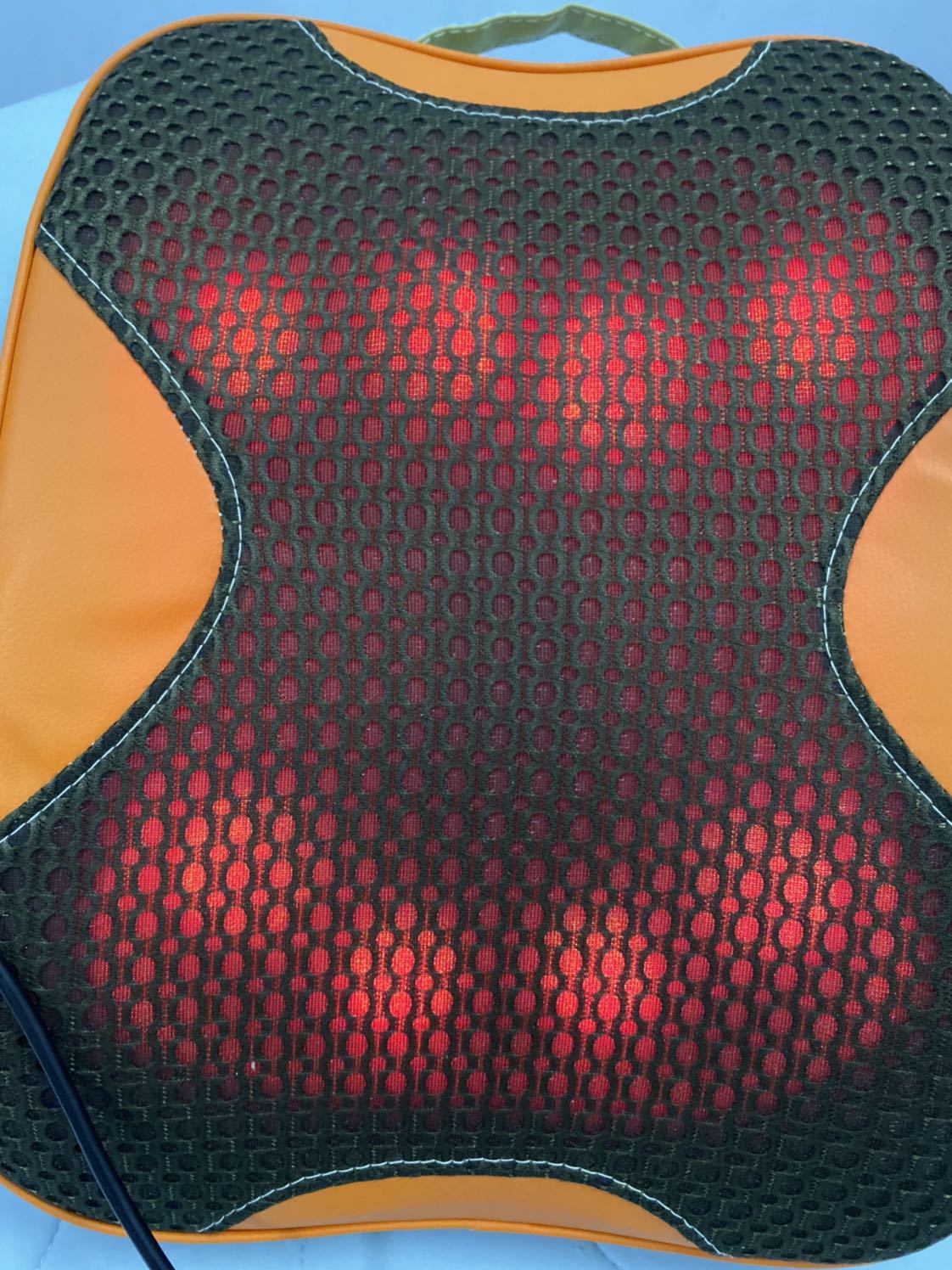 Đề nghị Tiki đổi sản phẩm giúp mình. Mở máy lên con lăn k quay ạ! Đứng yên k điều khiển đc