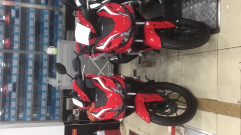 Xe rất đẹp, nhân viên Hoàng Việt phục vụ rất chuyên nghiệp nhiệt tình, bàn giao xe chu đáo
Hướng dẫn Đầy đủ chương trình của hãng