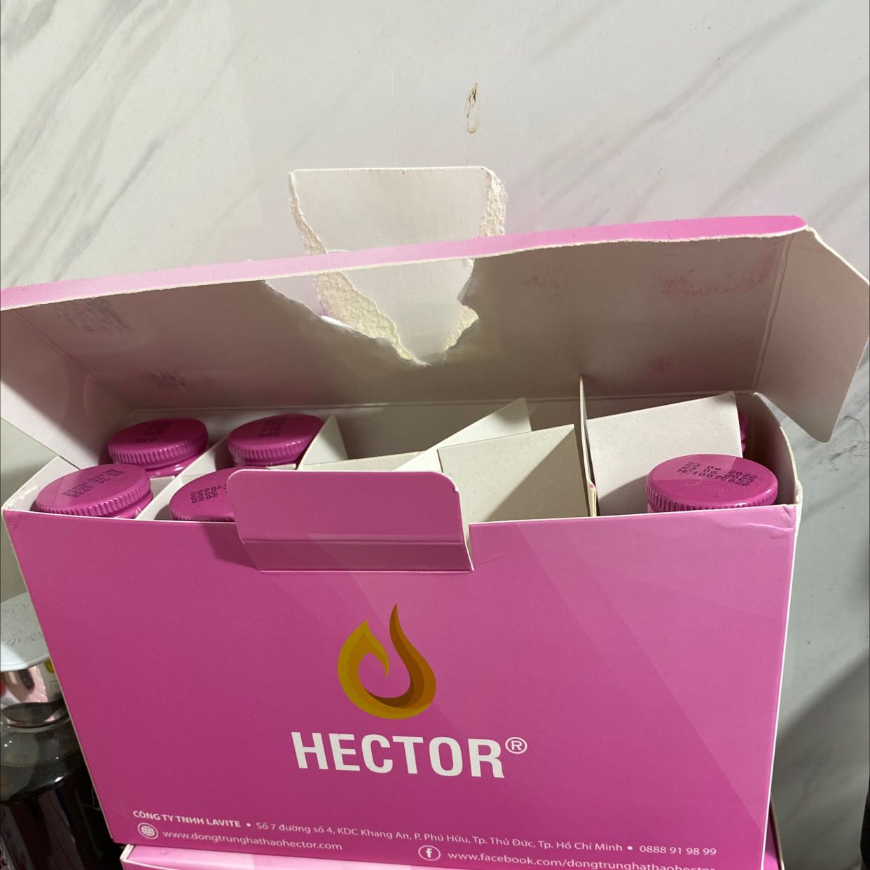 Sản phẩm do Việt Nam sản xuất nên mọi người cùng nhau ủng hộ nhé, chất lượng không kém hàng ngoại đâu ạ